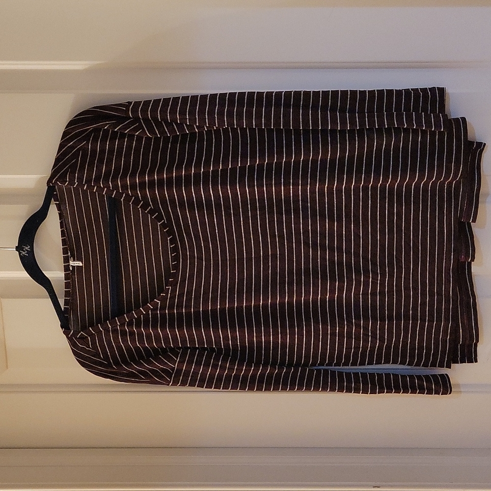 Splendid purple and metallic silver striped scoop neck medium